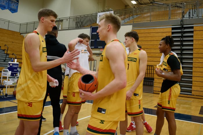 2023-4-2-WAVOR-Boys-POSTGAME-9706